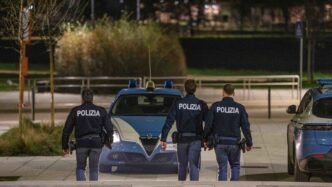 "Arresto di un 38enne turco in Italia per legami con reati terroristici e omicidi in Europa."