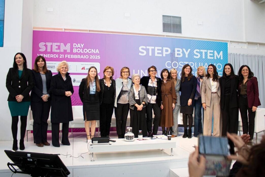 &Quot;Immagine Del Stem Women Congress 2025 A Bologna, Evento Focalizzato Sulla Parità Di Genere Nelle Stem.&Quot;