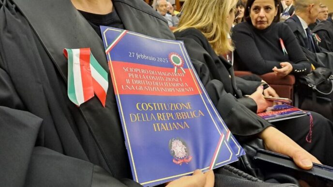 "Convegno Anm a Cagliari: discussione sull'indipendenza del pubblico ministero"