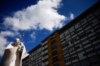 &Quot;Il Papa Al Policlinico Gemelli: Miglioramento Delle Condizioni Di Salute E Continuità Della Terapia E Preghiera.&Quot;