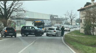 "Incidente auto Ponte di Zecchei, rallentamenti via Erizzo"