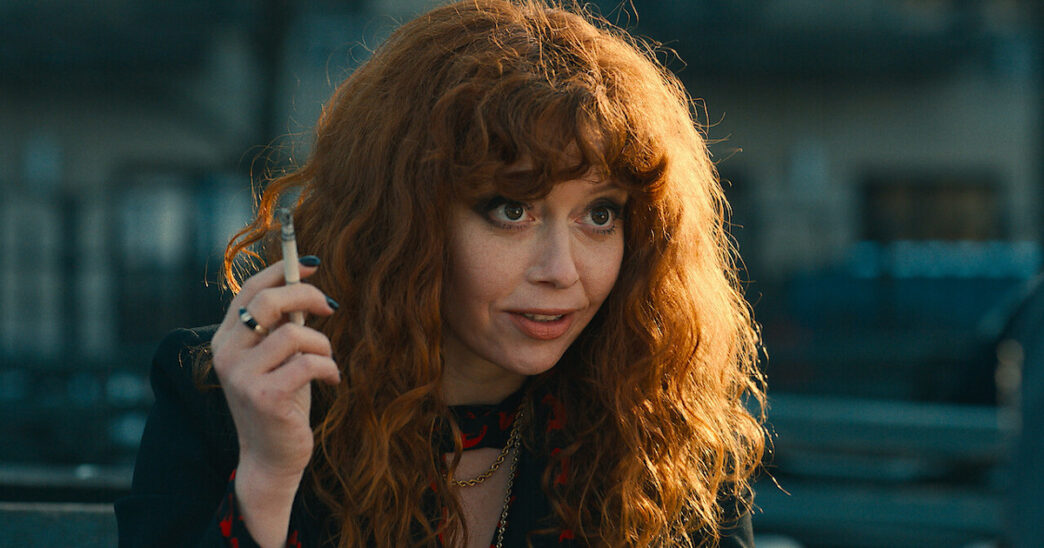 Alt: &Quot;Russian Doll 2019: La Black Comedy Di Netflix Riacquista Popolarità Tra Gli Utenti&Quot;