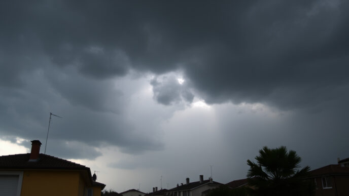 Cielo Coperto Con Piogge Abbondanti E Bora Moderata Nel Pomeriggio.