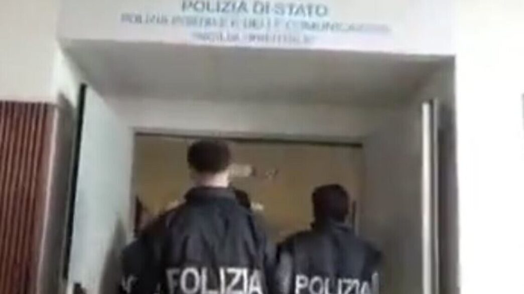 &Quot;Operazione Polizia Pedopornografia: 34 Arresti E 100 Perquisizioni In 56 Città&Quot;