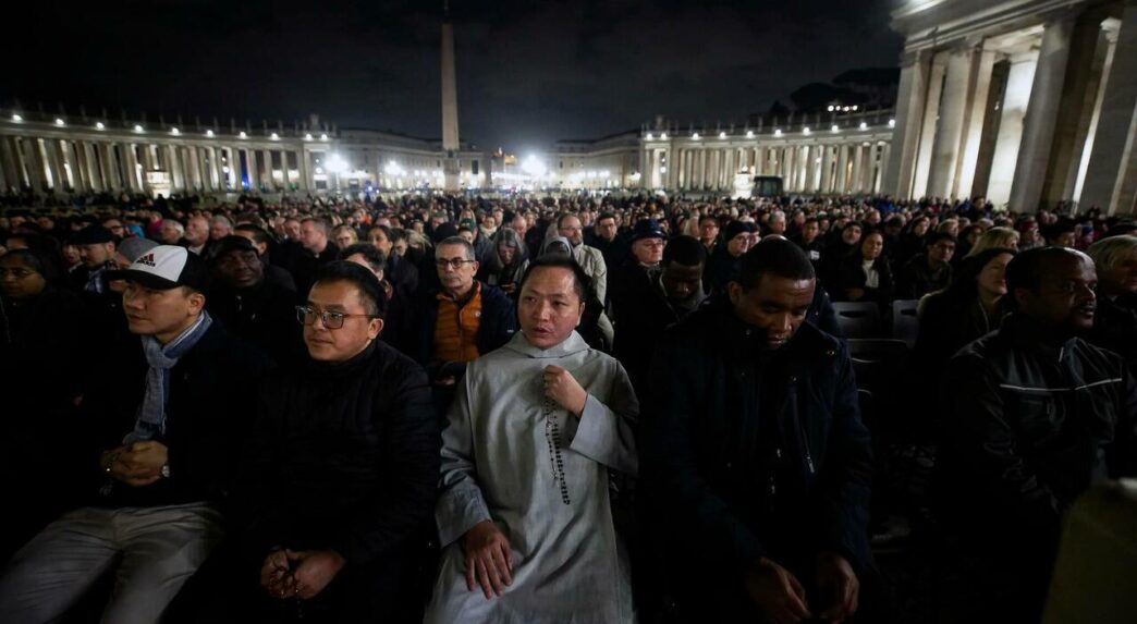 &Quot;Papa Francesco Durante Il Concistoro, Con Bollettino Medico Che Conferma La Stabilità Della Sua Salute.&Quot;