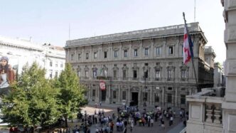 Scandalo Nella Commissione Per