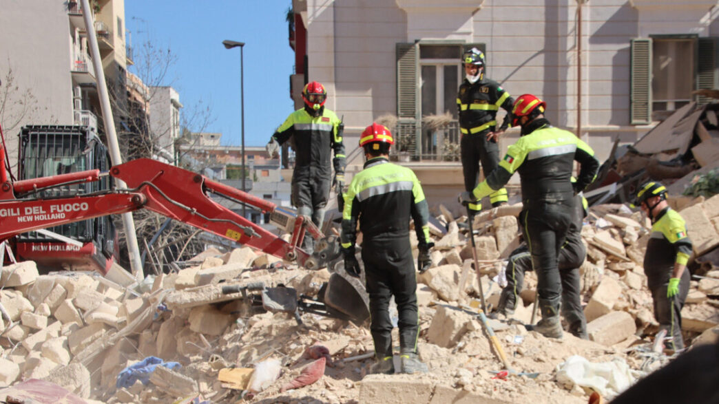 Soccorsi A Bari3A Dopo Un Giorn