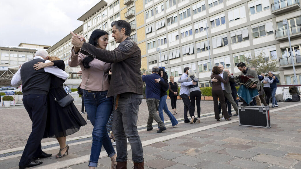 Tango Sotto Il Policlinico Gem