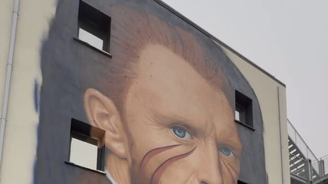 Un Murales Di Jorit Omaggia Vi