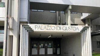 &Quot;Autopsia Rivela Che Anna Villani È Stata Uccisa Dal Figlio Con 50 Coltellate Mortali.&Quot;