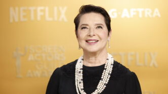 &Quot;Isabella Rossellini Celebra La Sua Prima Nomination Agli Oscar Con Amici, Esprimendo Emozione E Gioia.&Quot;