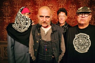 &Quot;Cccp, Leggende Del Punk Italiano, In Concerto: Non Perdere L'Ultima Occasione Di Vederli Dal Vivo.&Quot;