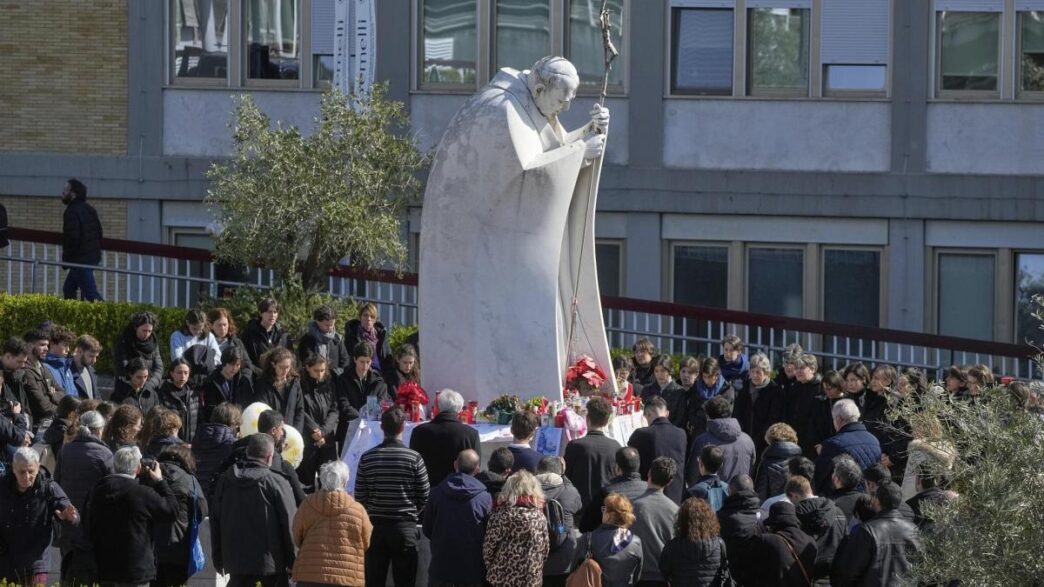 &Quot;Papa Francesco In Ripresa Dopo Il Broncospasmo: Buone Notizie Sulla Sua Salute.&Quot;