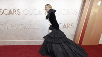 &Quot;Look Eleganti Di Valentino E Schiaparelli Sul Red Carpet Degli Oscar 2023&Quot;